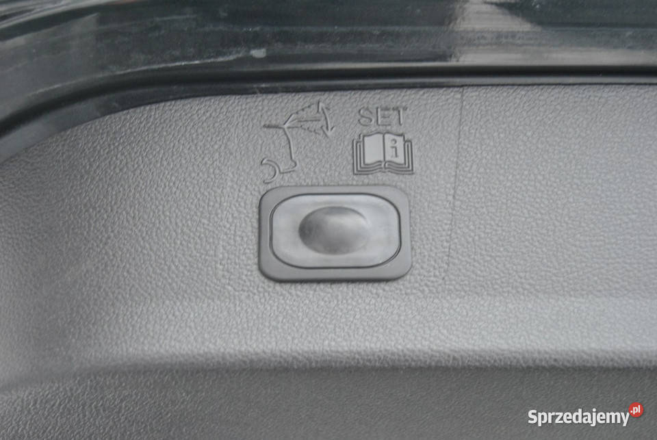 Ford Kuga El klapa LEDY Ksenony Park tonik Klima klimatyzacja Kuga lubelskie Modliborzyce