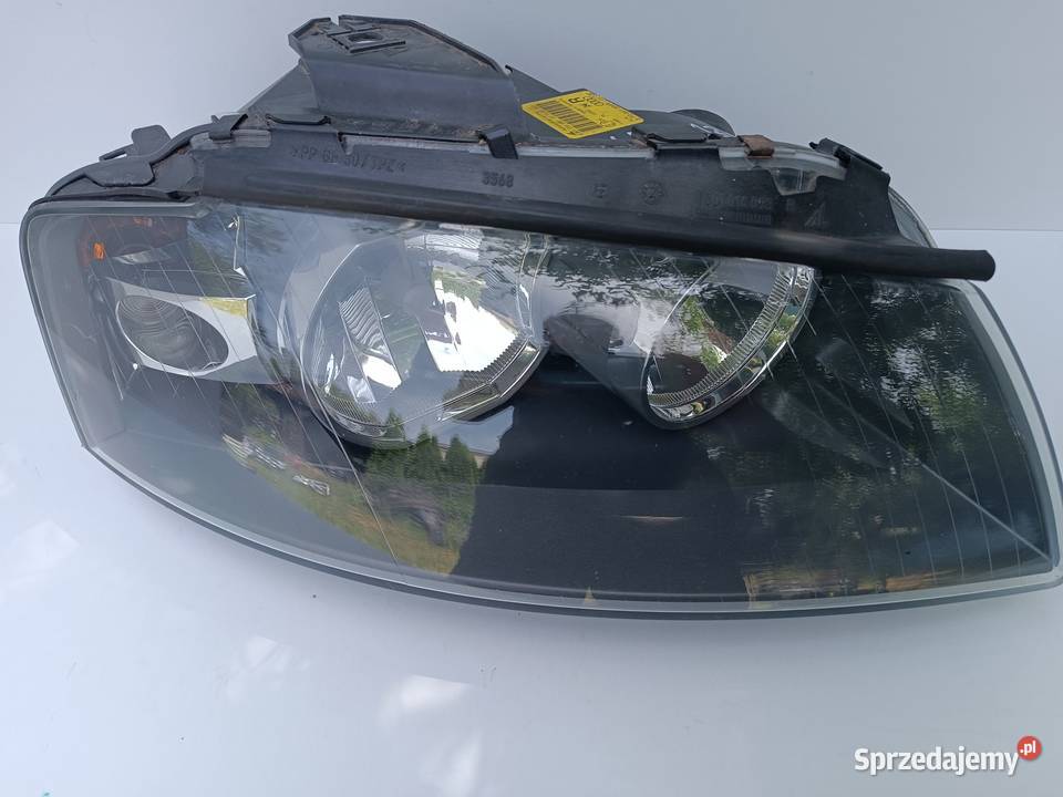 AUDI A3 8P 0308 LAMPA PRZÓD PRZEDNIA PRAWA Słowikowo