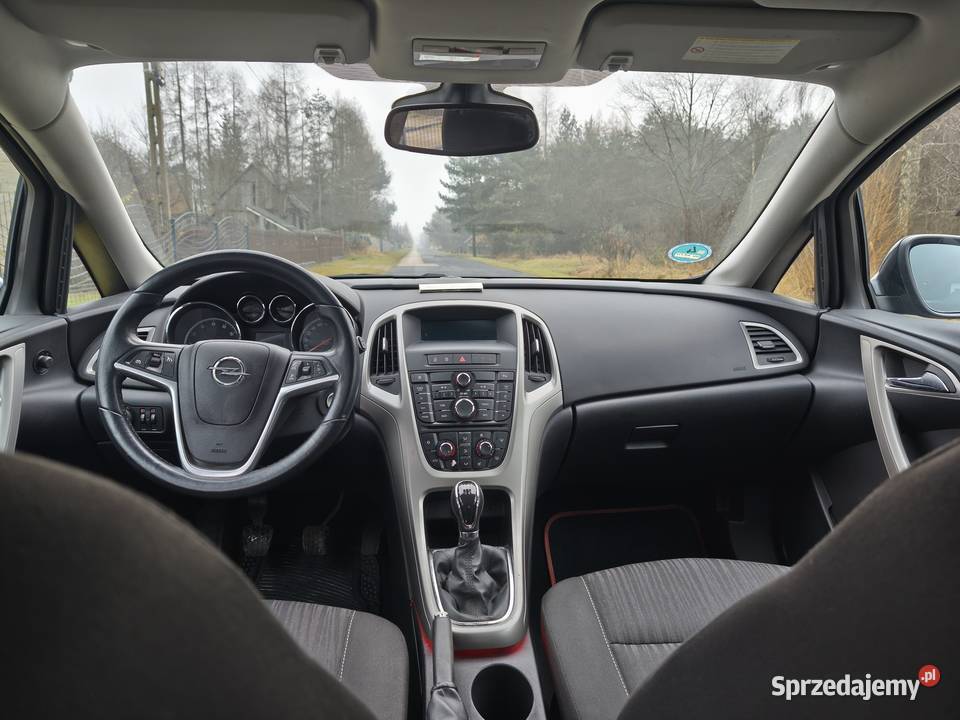 Opel Astra J 14 Benzyna Klima 5 Drzwi Bogata 140KM Kłobuck