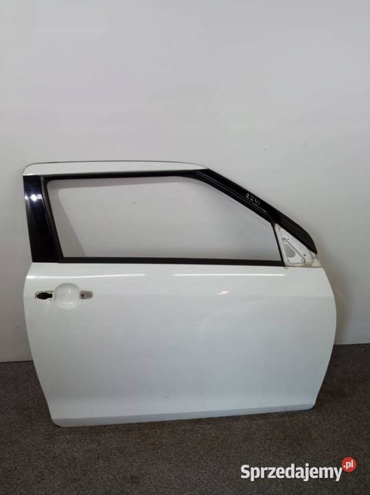 DRZWI PRAWE PRZÓD 26U 3D Suzuki Swift V 20102017