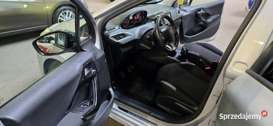 Peugeot 208 OPIS W podanej roczna gwarancja I Mysłowice