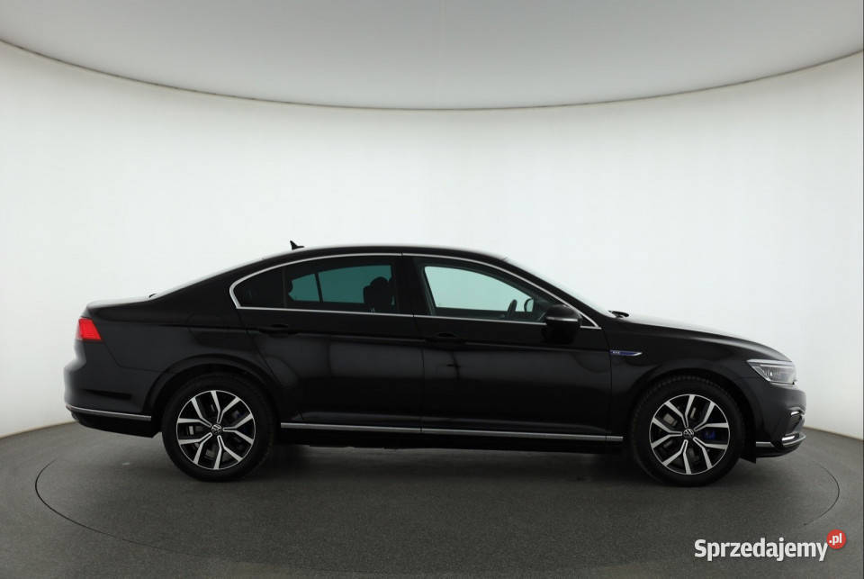 VW Passat 14 GTE Passat mazowieckie