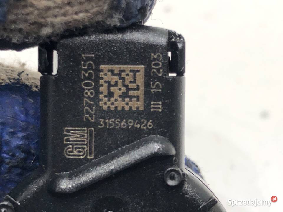 CZUJNIK DESZCZU OPEL INSIGNIA A 22780351 0817 osobowe