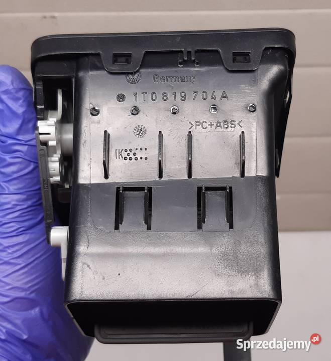 KRATKA NAWIEWU VW TOURAN 1T0819704A Mielęcin sprzedam