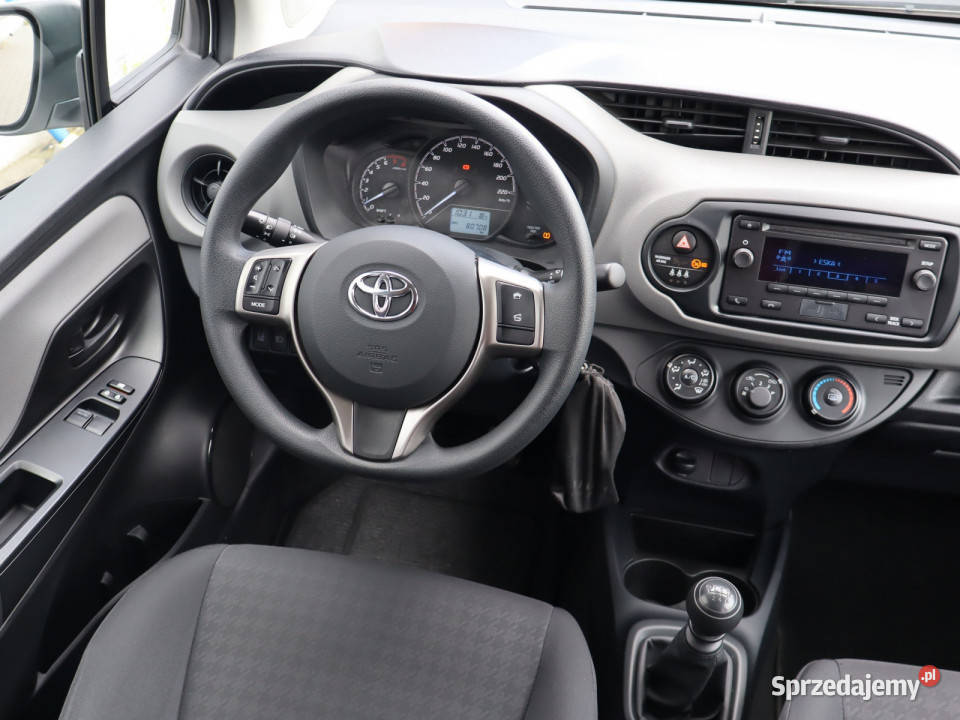 Toyota Yaris 15 Dual VVTi manualna Piaseczno