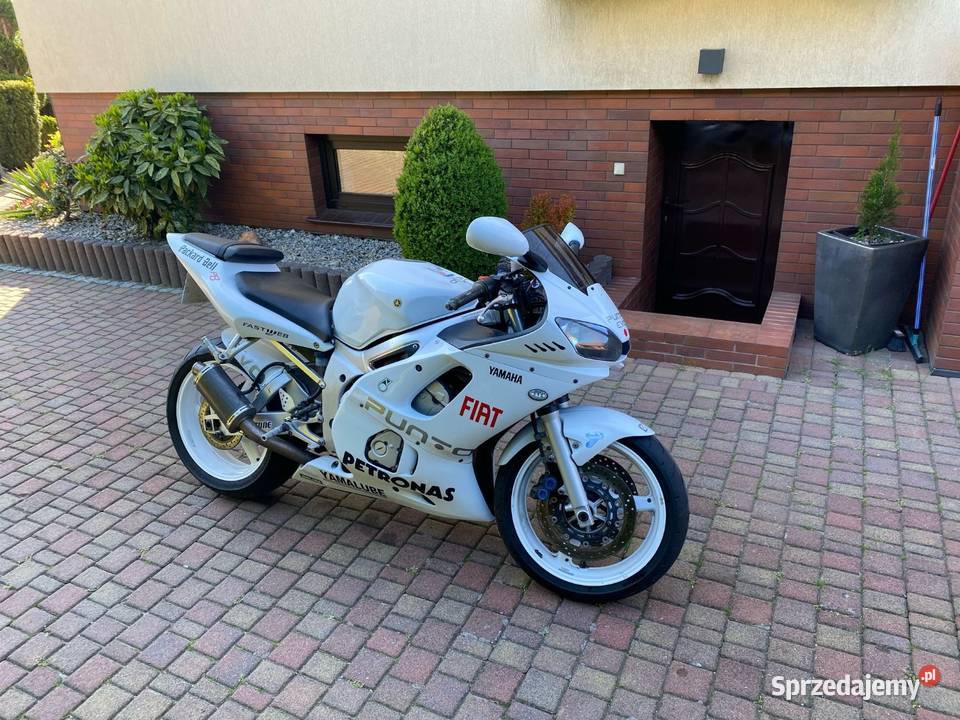 Yamaha r6 biały