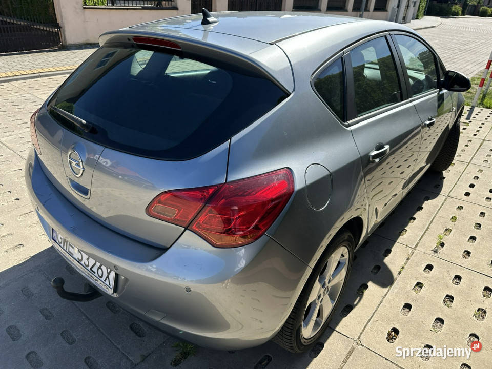 Opel Astra Mocna benzyna klimatyzacja czujniki gniazdo AUX