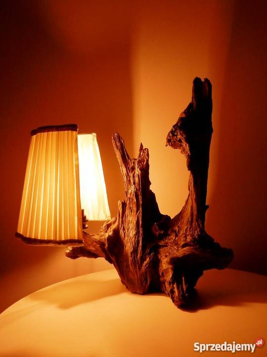 Lampa wykonana ze skamieniałego drewna unikatowy odcienie brązowego Oświetlenie Szczecinek sprzedam