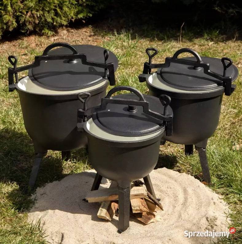 KOCIOŁEK ŻELIWNY GARNEK MYŚLIWSKI EMALIOWANY 4L Skawina