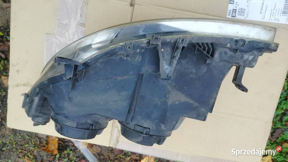 Lampa reflektor przedni Peugeot 307 Bydgoszcz