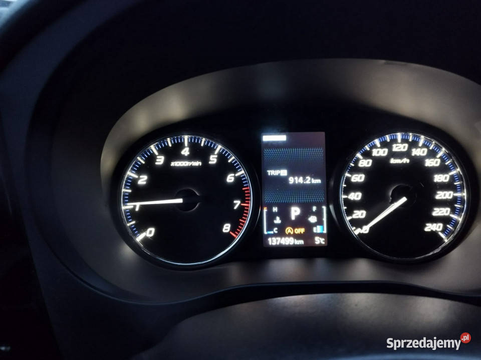 Mitsubishi Outlander Krajowy stan silnik reflektory ksenonowe małopolskie Skawina
