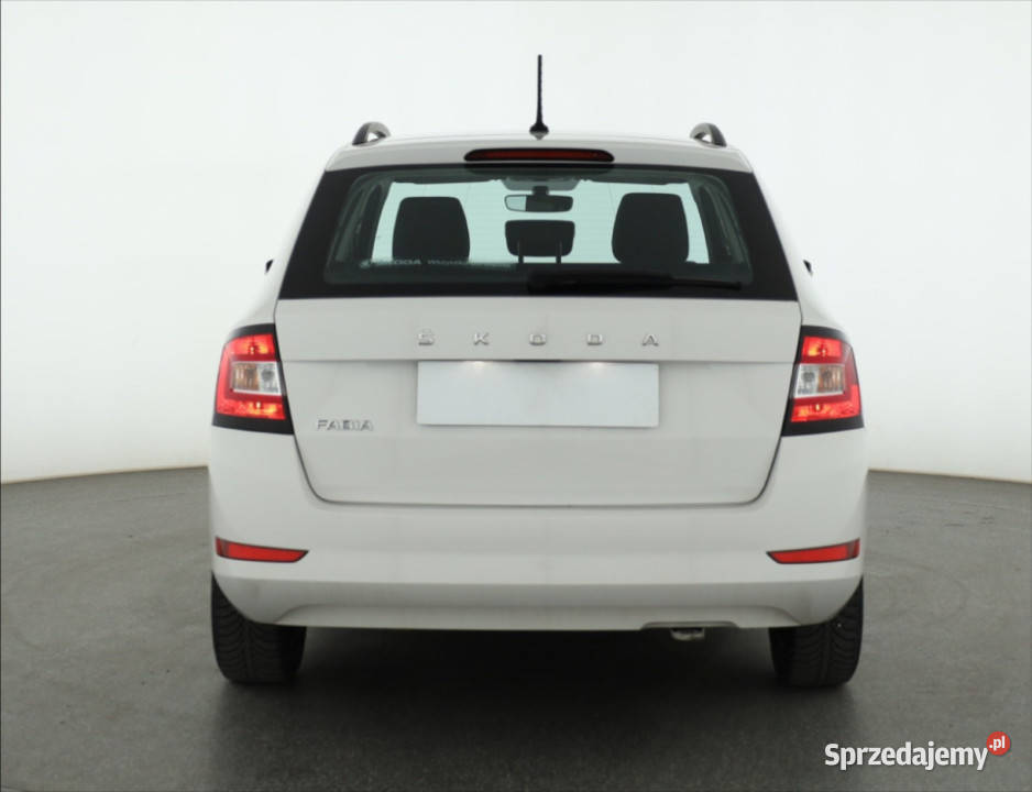Skoda Fabia 10 TSI Piaseczno