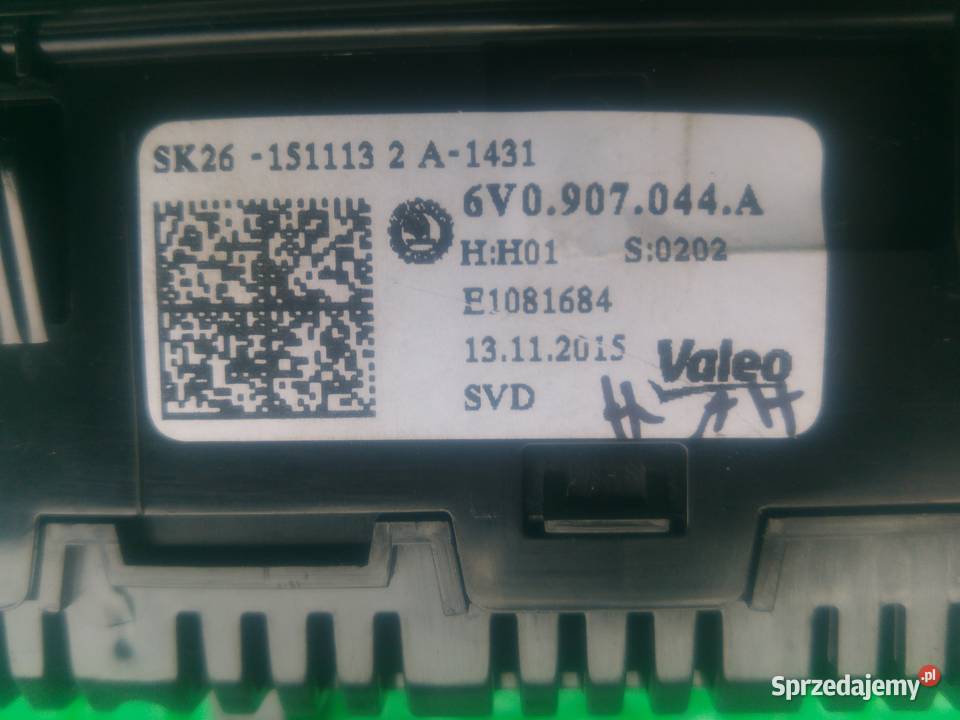 6V0907044A Skoda Fabia III panel nawiewu Wyposażenie wnętrza Dębno