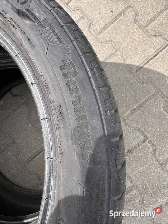 Dwie opony Braun z 2021 roku 22545r17 17cale