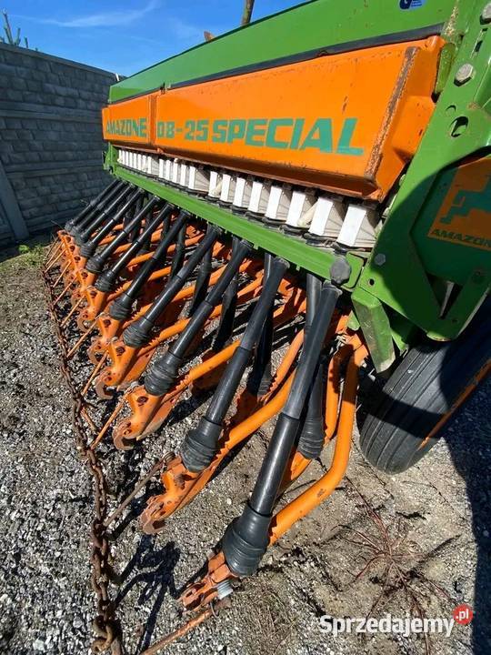 Siewnik Amazone D8 SPECIAL 25m Drobny wysiew Radom
