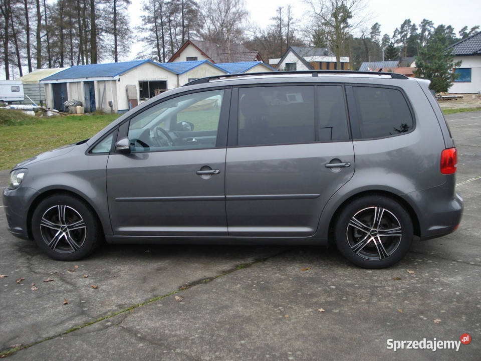 Volkswagen Touran 7osobowyoszczędny II 20102015 nieuszkodzony Volkswagen zachodniopomorskie