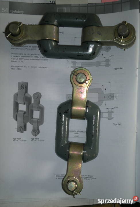 Izolatory trakcyjne odciągowe sprzączkowe typ Dąbrowa Górnicza