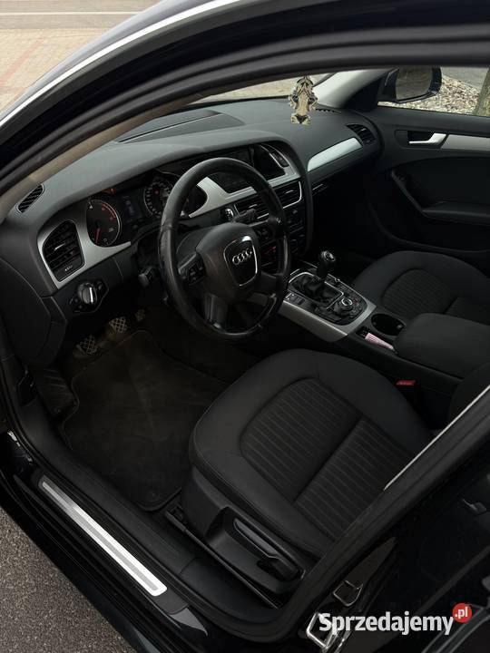 Audi A4 B8 20TDI 170 tempomat