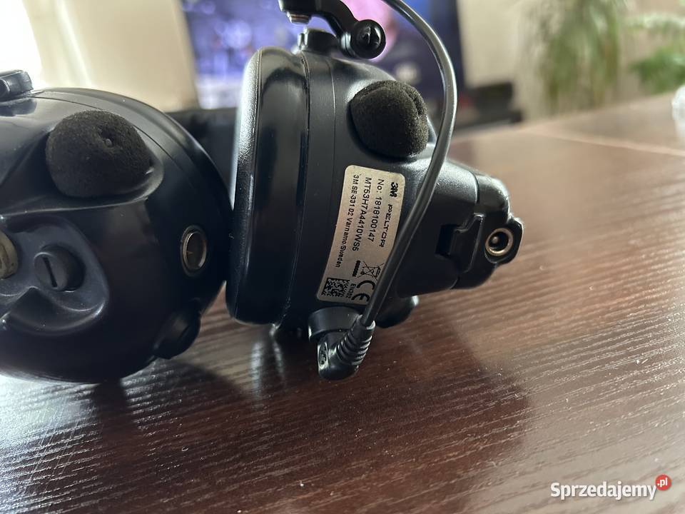 Sprzedam szwedzkie słuchawki 3M Peltor Słuchawki i głośniki