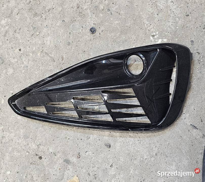 Kratka atrapa prawa hyundai i30 PD lift śląskie Zabełków sprzedam