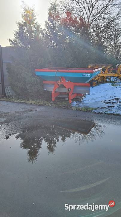 Rozsiewacz nawozów skuly Stara Kornica