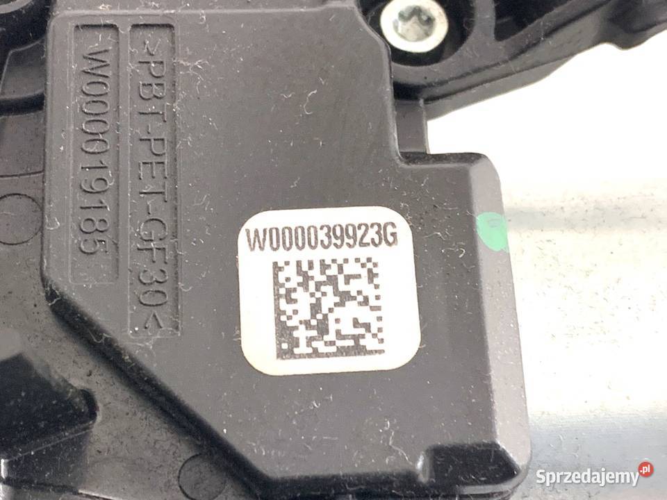 SILNIK WYCIERACZEK TYŁ NISSAN QASHQAI J11 osobowe