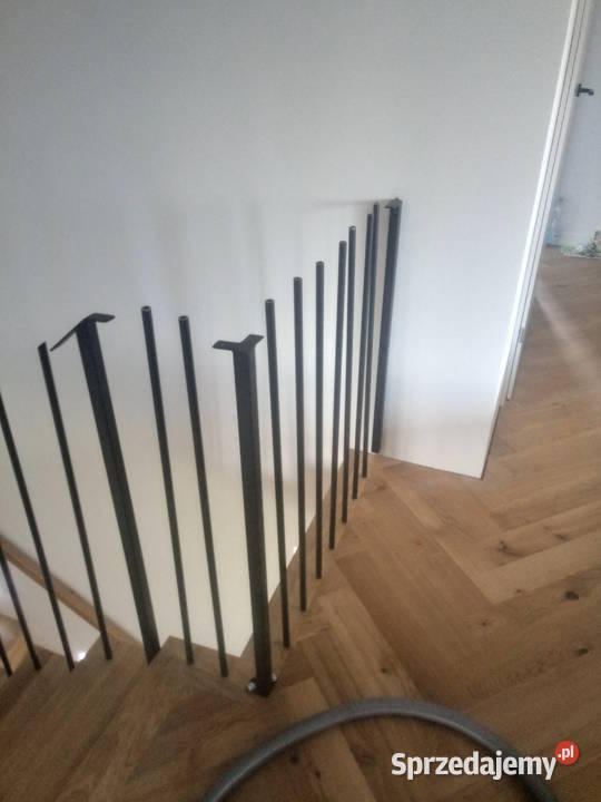 Tralki okrągłe metalowe do balustrad Białystok