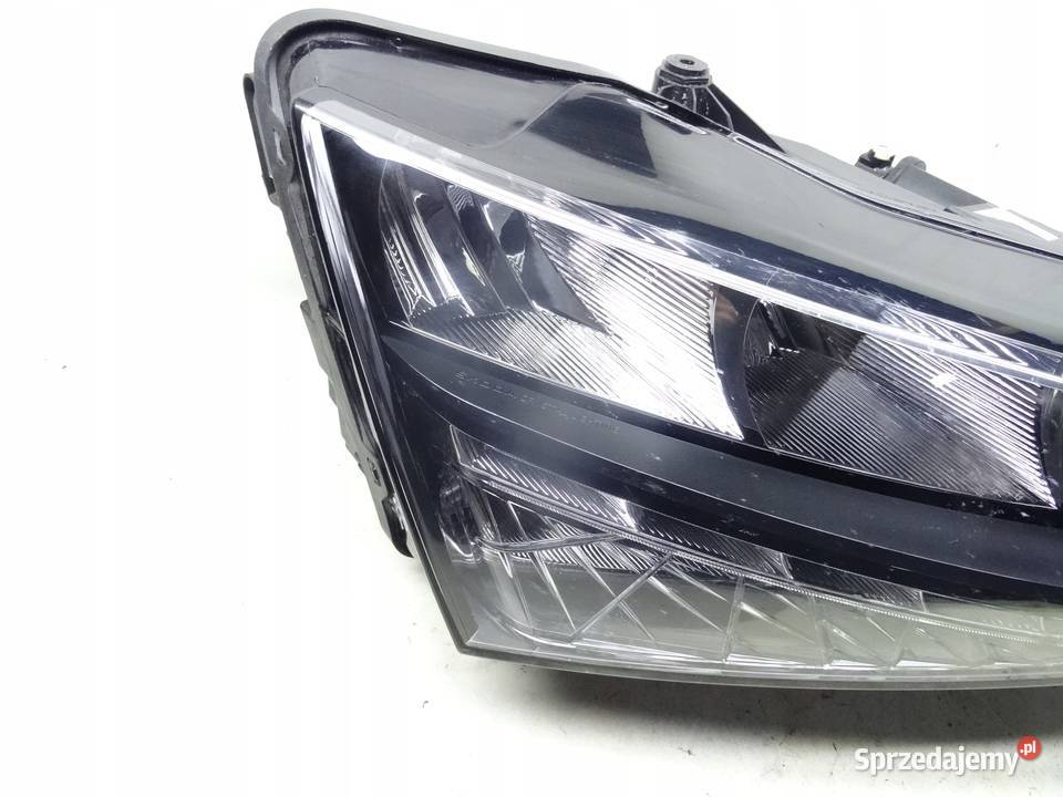 657941016 SKODA SCALA LAMPA PRAWA FULL LED Przemęt