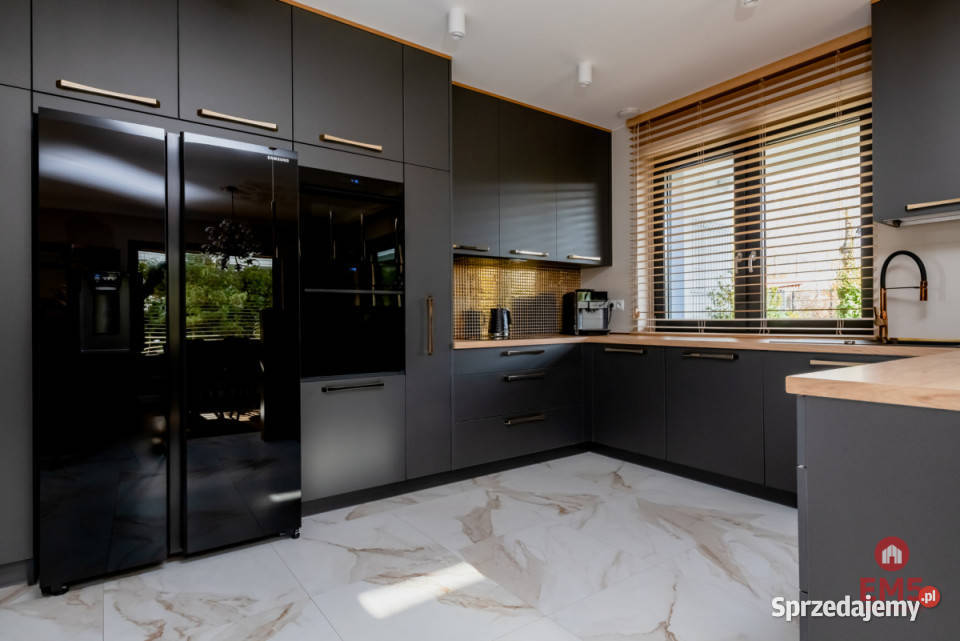 Dom wolnostojący Białystok 215m2 2 piętra Nieruchomości