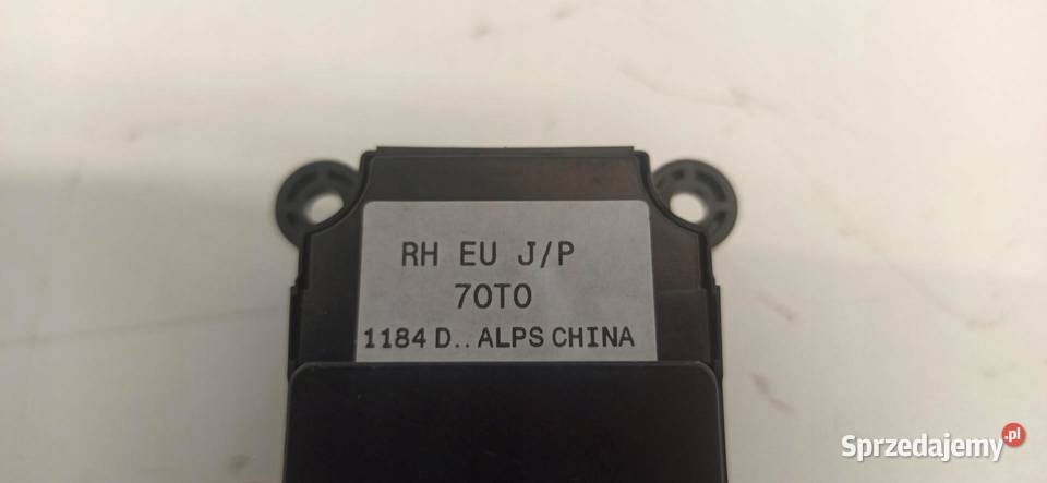 SUZUKI SWIFT VII MK9 PRZEŁĄCZNIK SZYB 70T0