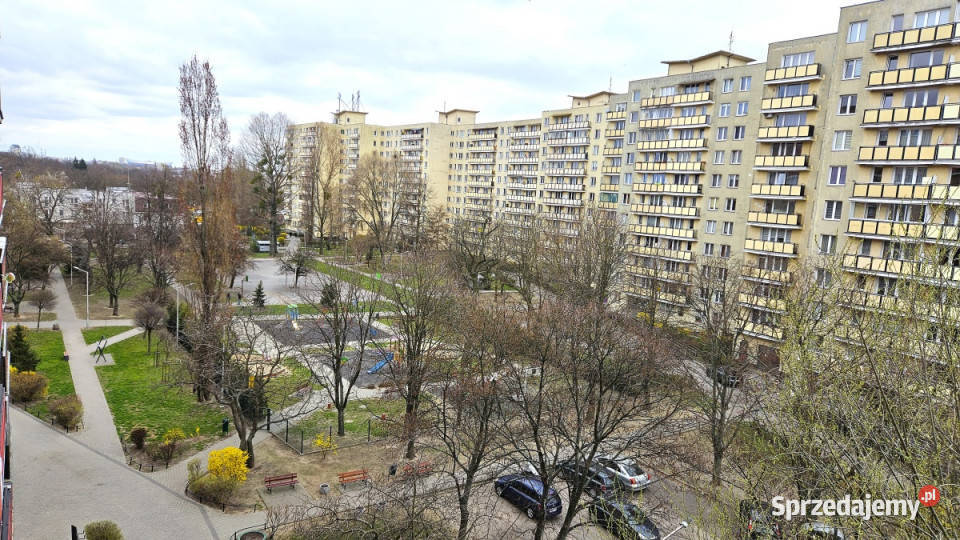Dwupokojowe mieszkanie kuchnia oddzielna 41m2 Warszawa sprzedam