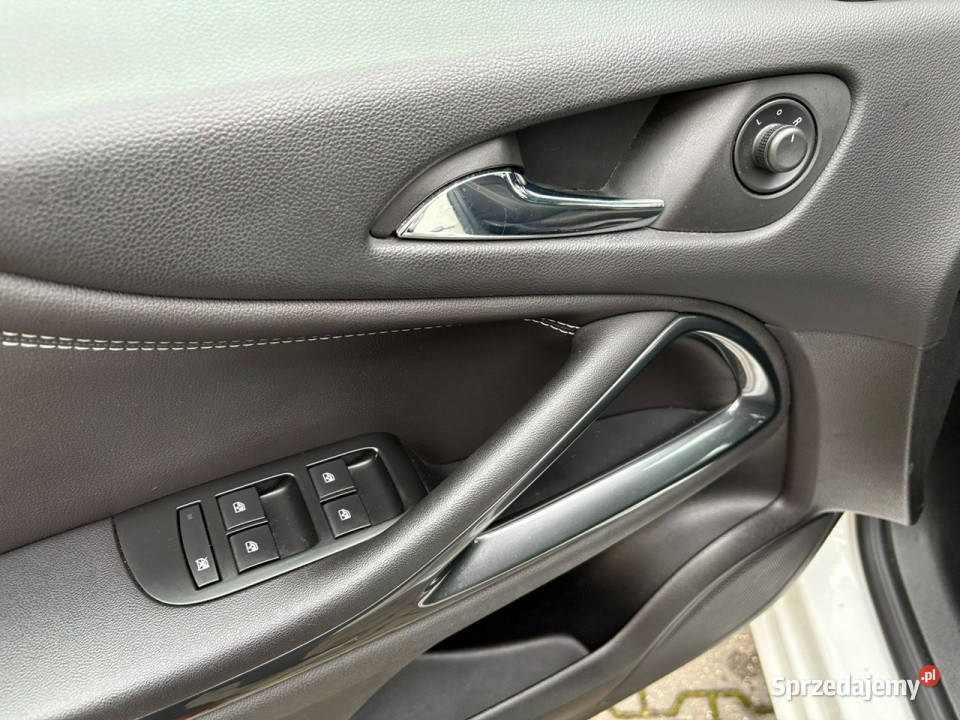 Opel Zafira 14 turbo 140 7 foteli Kamera cofania kurtyny powietrzne Lipówki