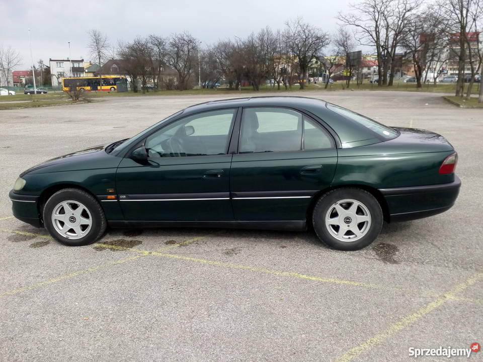 Opel Omega B Sedan 20 i 16V 136 elektryczne lusterka Kielce