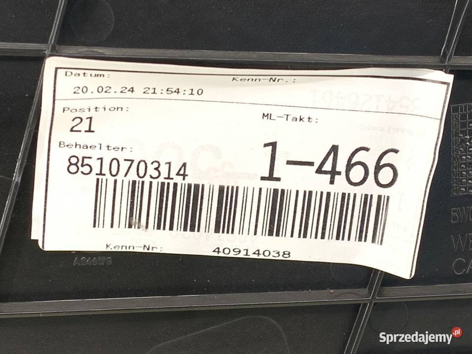 BOCZEK DRZWI PRAWY PRZÓD AUDI A4 B9