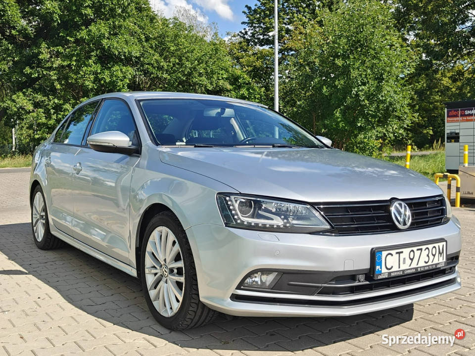 Volkswagen Jetta A6 2010 1968cm3 Jetta Karczew