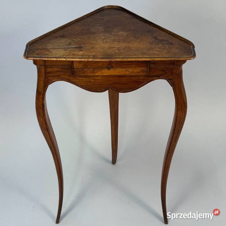 Antyczny stolik z drewna orzechowegook 1890r wielkopolskie Poznań