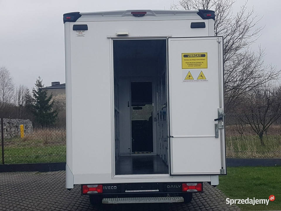 Iveco Daily KONTENER NISKOPODŁOGOWY 443x223x242 zarejestrowany w Polsce Poręba