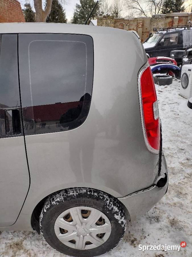 Skoda roomster lf8h szyba przednia osobowe Kłodzko