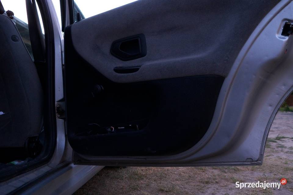 Peugeot 306 HDI 20 90 2000r bt listopad 2022 światła przeciwmgielne