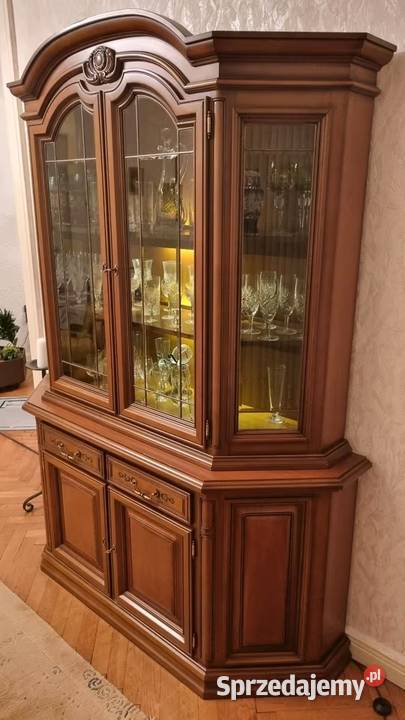 Piękny kredens bufet biblioteka serwantka orzech 165cm Kredensy i witryny
