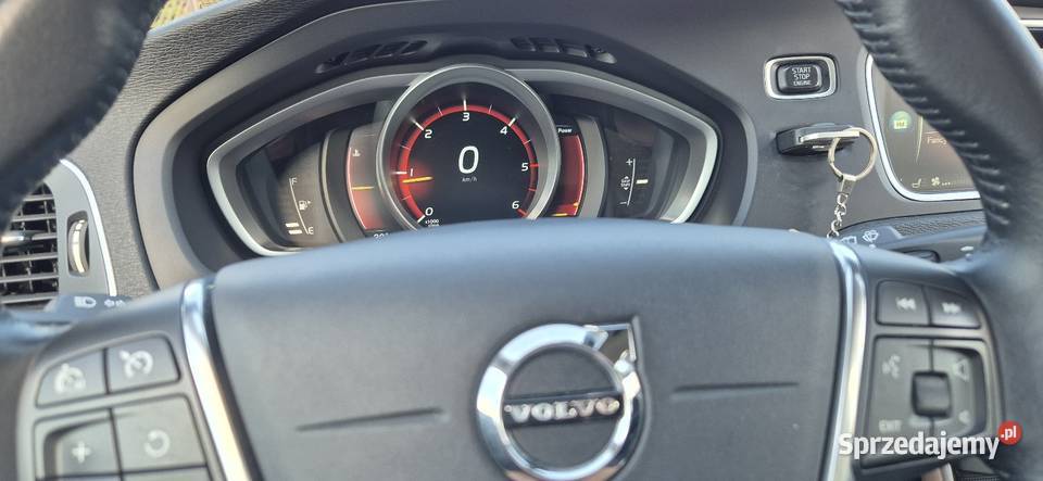 Volvo V40 2016R reflektory ksenonowe V40 Zduńska Wola