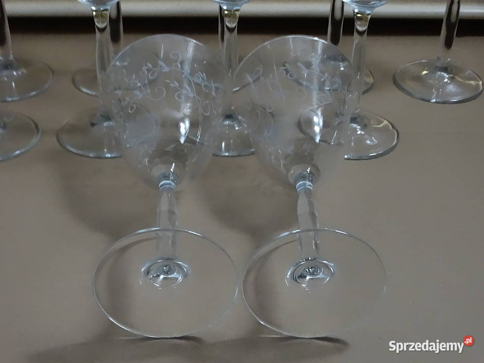 Piękny komplet 12 kieliszków vintage kryształowe