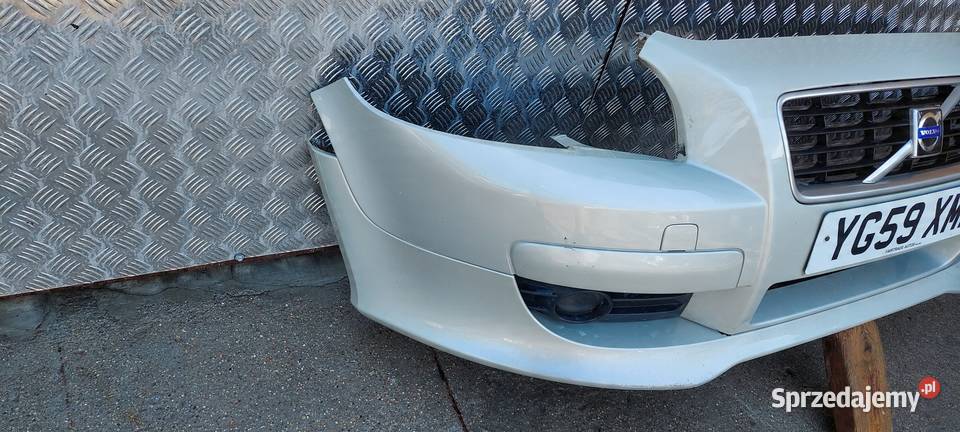 ZDERZAK PRZÓD VOLVO C30 RDESIGN LAK 44216 481 osobowe Międzychód