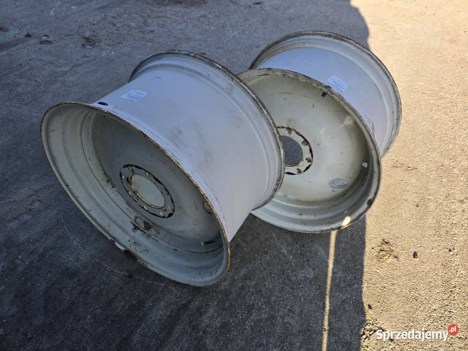 Felgi 2 sztuki RENAULT MASSEY FERGUSON MF 765 Baliki sprzedam