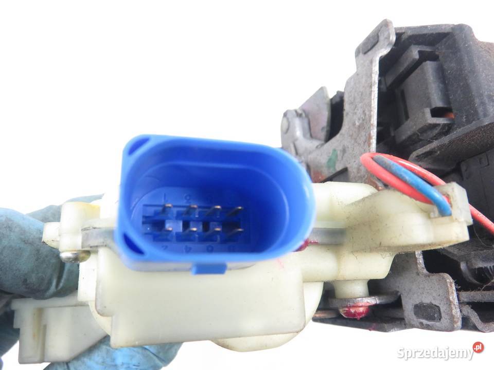 ZAMEK LEWY PRZEDNI VW JETTA III 1K2 3B1837015P