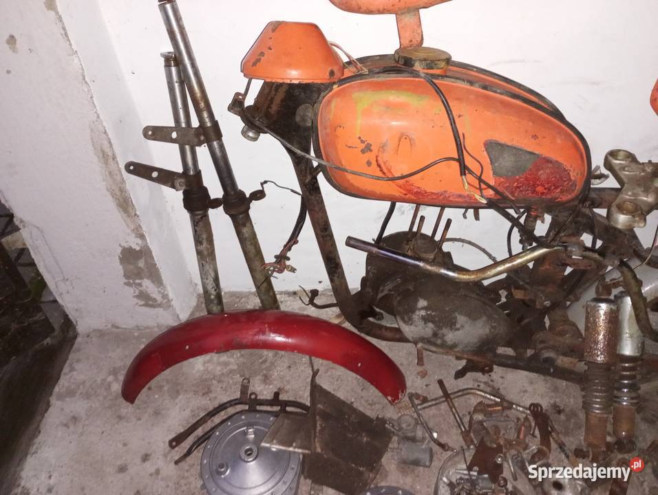 Wsk lelek rama całoś częsći 1975 Pozostałe warmińsko-mazurskie sprzedam