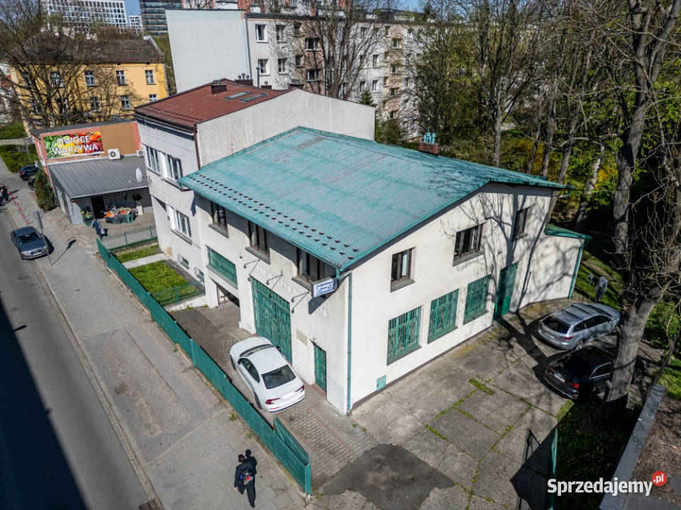 Na Szaniec budynek usługowy z częscią Kraków sprzedam