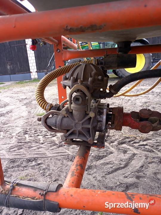 Opryskiwacz jugosłowiański 400 litrów nieuszkodzony łódzkie Leźnica Wielka
