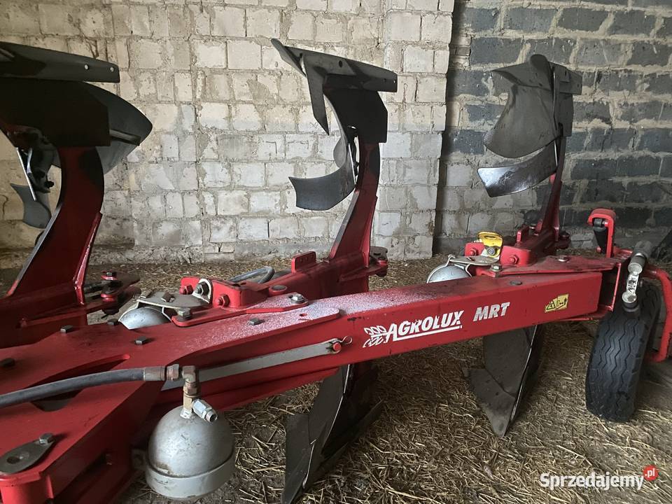 Pług 3 skibowy obrotowy AGROLUXoverum Maszyny rolnicze Rogów