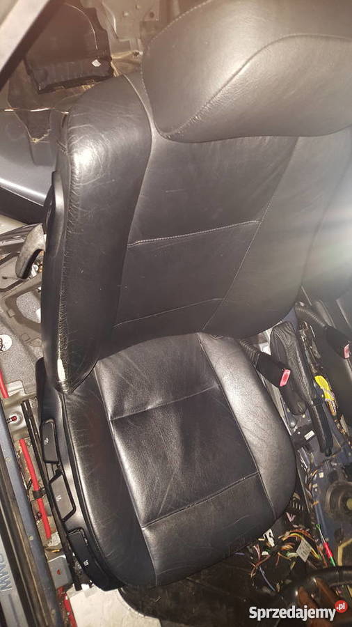 Bmw e46 coupe Czesci anglik Rok produkcji 2003 Karłowice